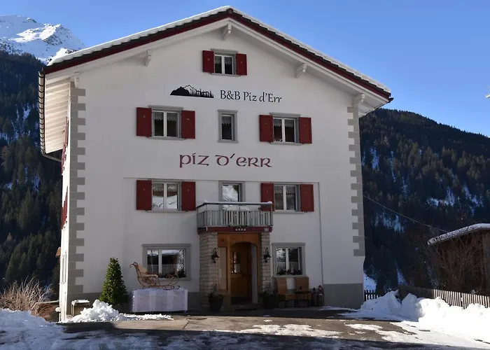 Piz D'err Bed and breakfast 3*